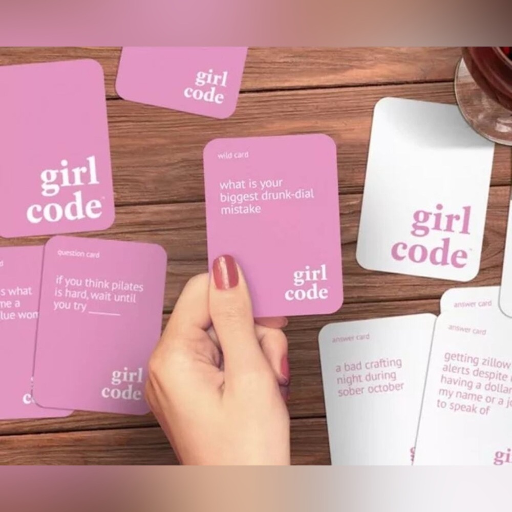 Girl Code Card Game - NIB - Picture 4 of 6